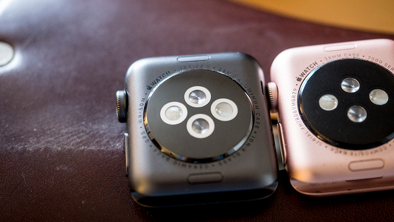 The Series 2 and Series 1 are virtually indistinguishable, except for the metal ring around sensors o the Series 2.